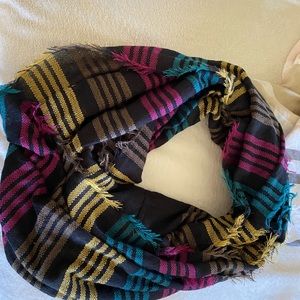 Zumiez Empyr Inifinity Scarf